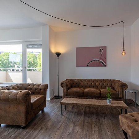 קרלסרוהה Spacious Flat מראה חיצוני תמונה
