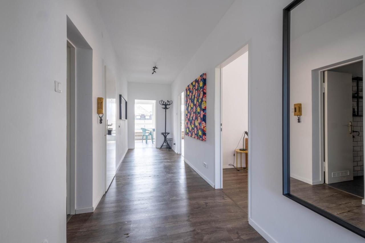 קרלסרוהה Spacious Flat מראה חיצוני תמונה